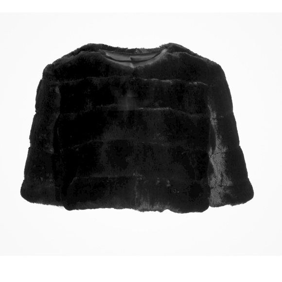 Eliza J Faux Fur Cropped Jacket - Picture 5 of 5